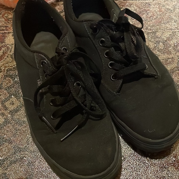 Vans All Black Low Top - Picture 2 of 2